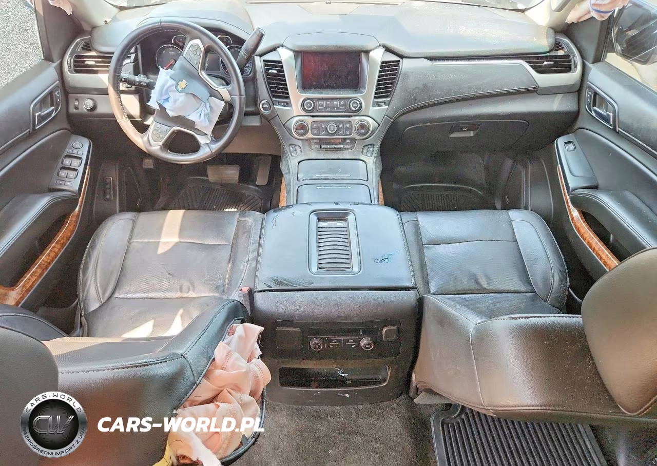 2018 Chevrolet Tahoe C1500 Premier VIN:1GNSCCKC8JR256755 - 8