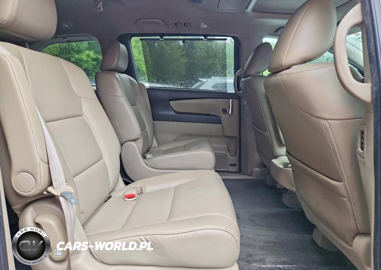 2014 Honda Odyssey Touring VIN:5FNRL5H98EB039961 - 11