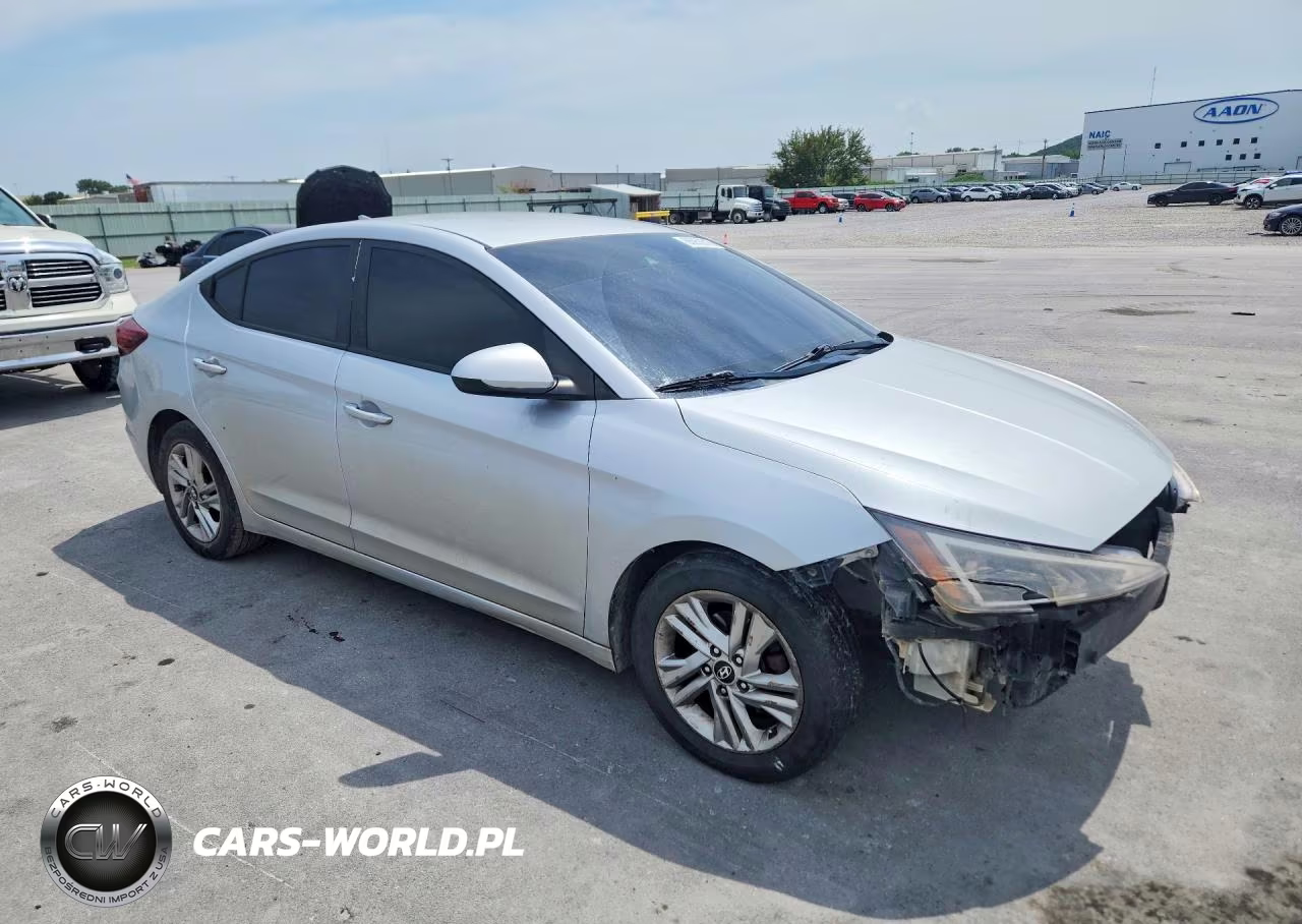 2019 Hyundai Elantra Sel VIN:KMHD84LF3KU745866 - 4