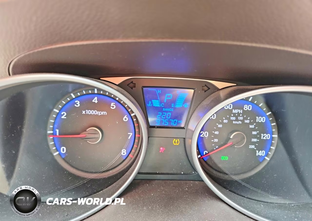 2015 Hyundai Tucson Se VIN:KM8JU3AGXFU088090 - 9