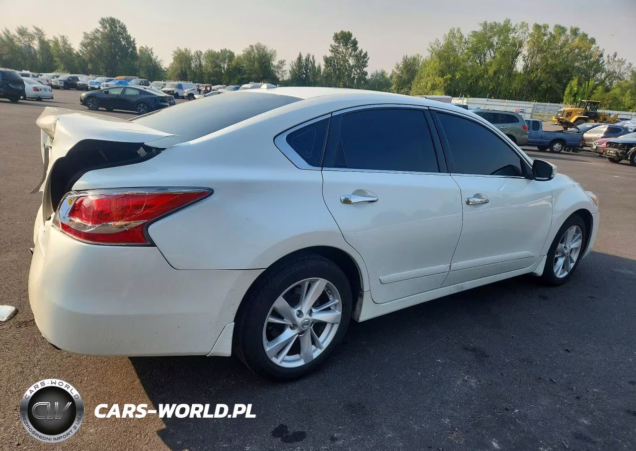 2015 Nissan Altima 2.5 Sv VIN:1N4AL3AP2FC201002 - 3