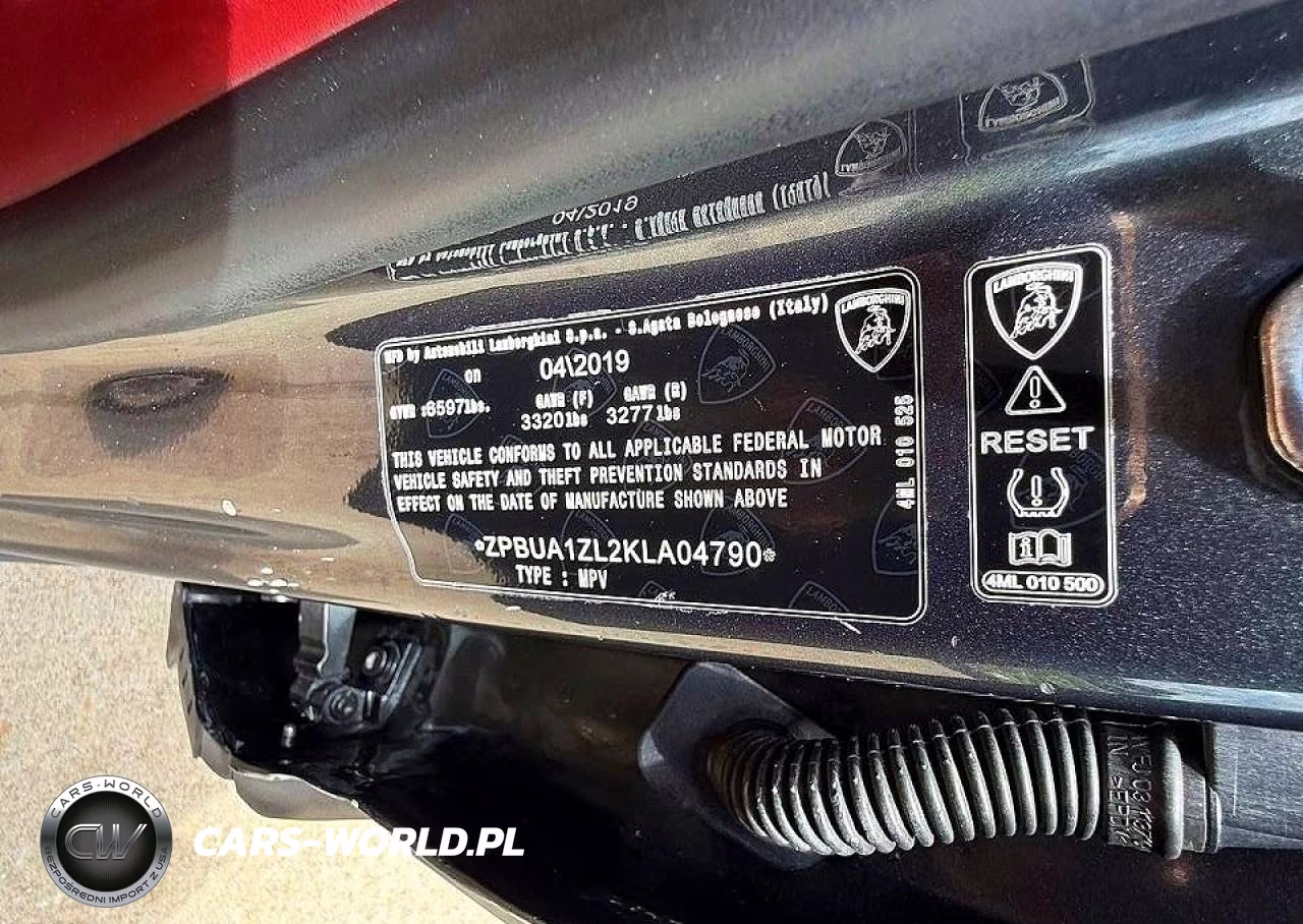 2019 Lamborghini Urus VIN:ZPBUA1ZL2KLA04790 - 10