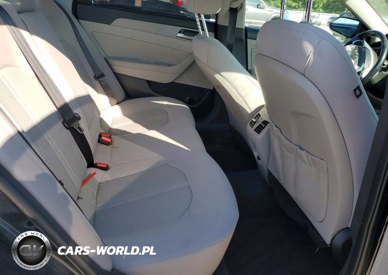 2018 Hyundai Sonata Sel+ VIN:5NPE34AF6JH712489 - 10