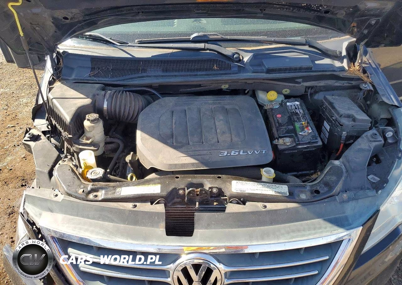 2012 Volkswagen Routan Sel VIN:2C4RVACG9CR392526 - 12