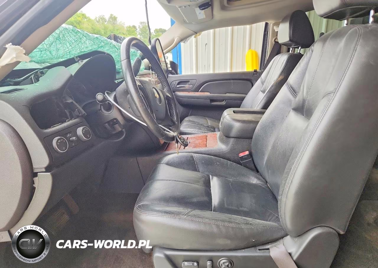 2008 Chevrolet Tahoe K1500 VIN:1GNFK130X8R275878 - 7