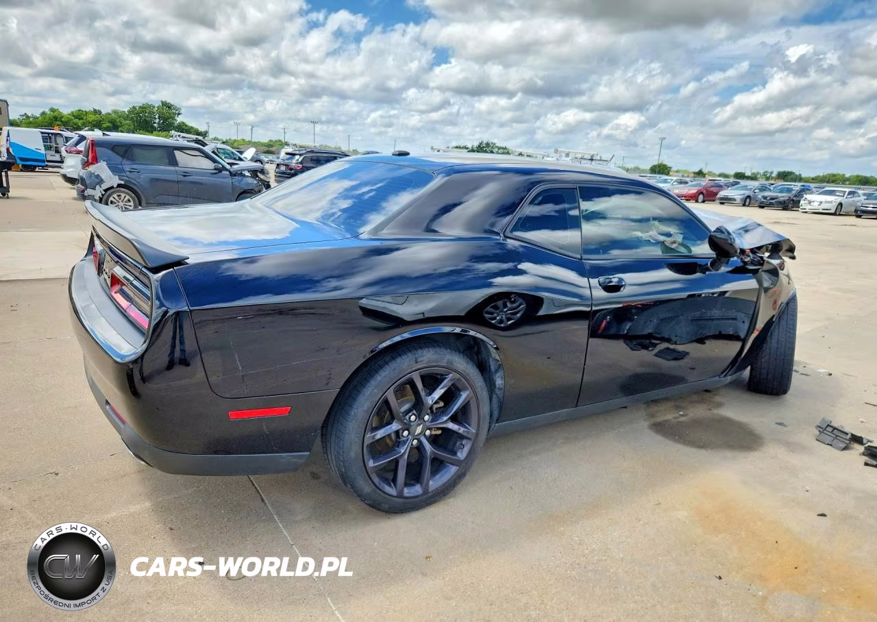 2021 Dodge Challenger Sxt VIN:2C3CDZAG0MH509884 - 3