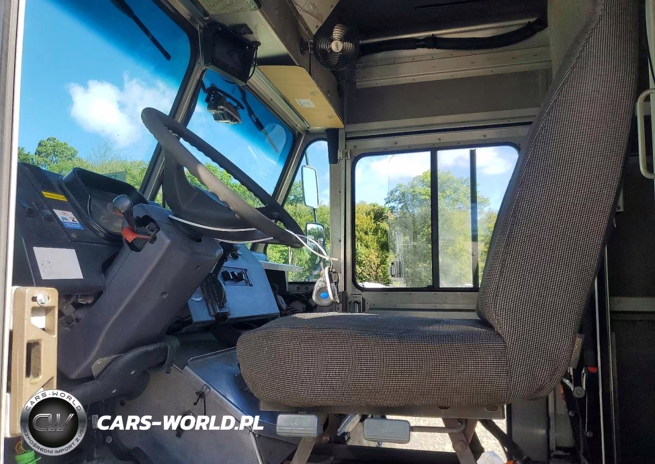 2021 Freightliner Mt45G Chassis Delivery Truck VIN:4UZAC2EA9MCML0957 - 7