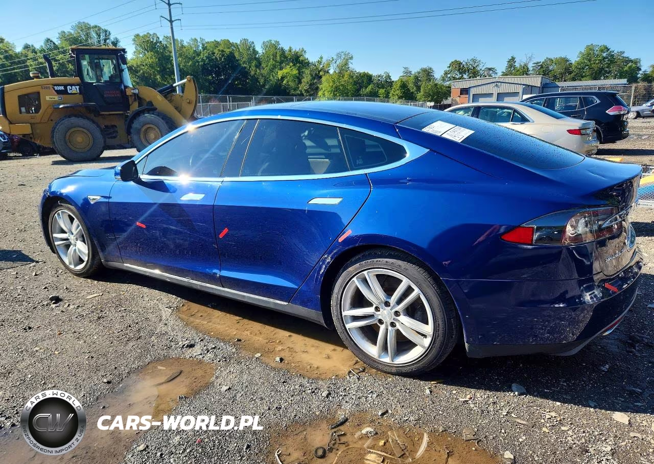 2016 Tesla Model S VIN:5YJSA1E2XGF128926 - 2