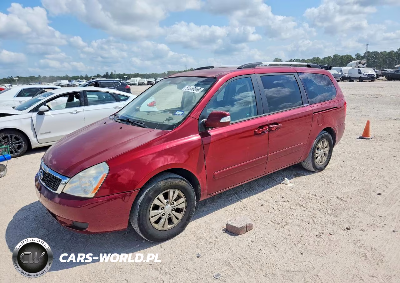 2011 Kia Sedona Lx