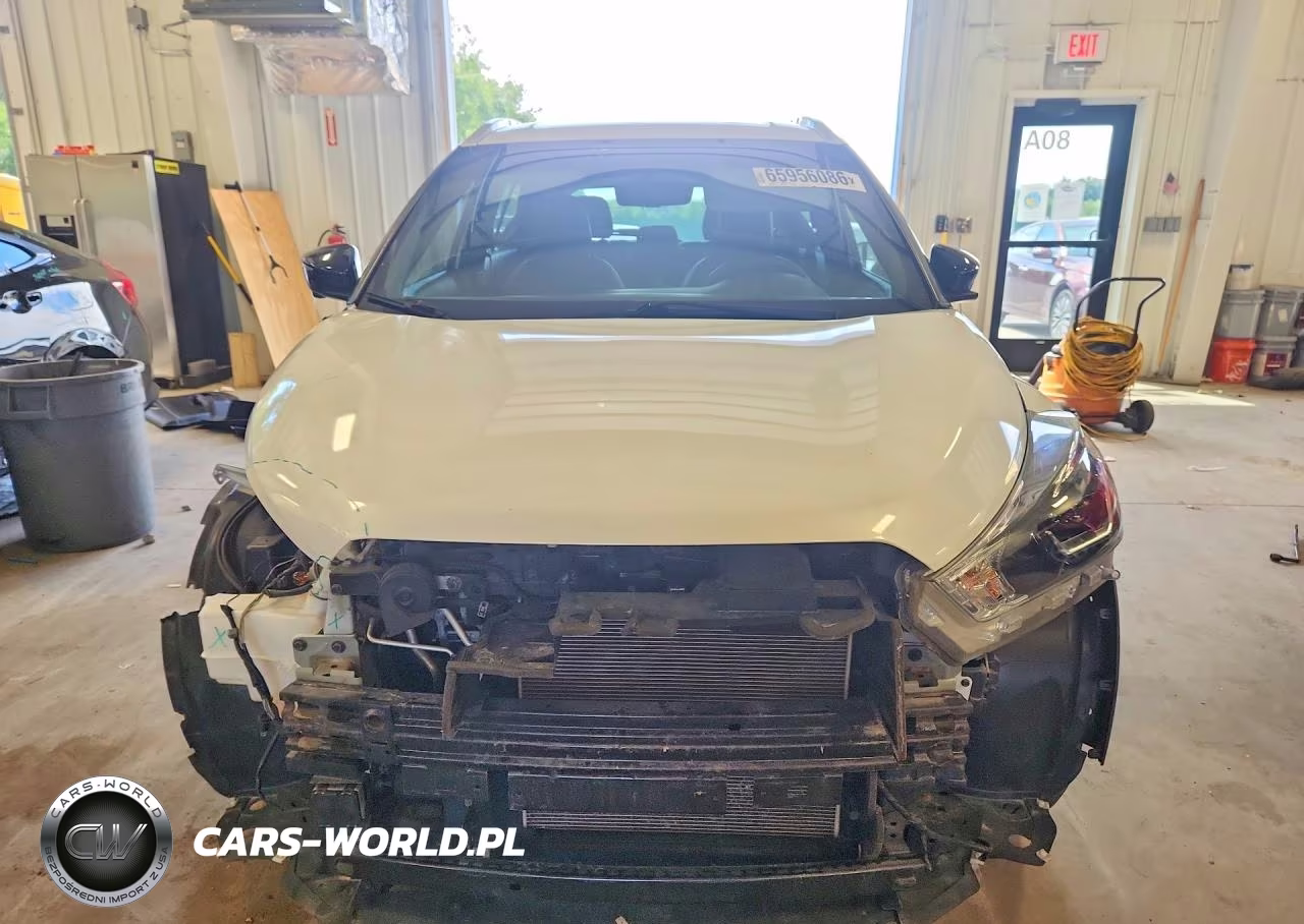 2019 Nissan Kicks Sr VIN:3N1CP5CU7KL529376 - 5