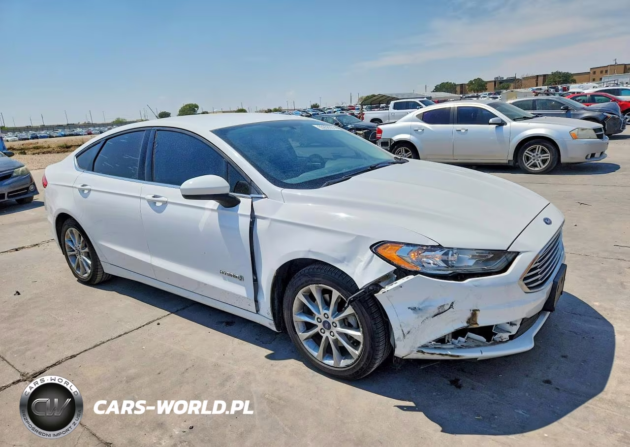 2017 Ford Fusion Se Hybrid VIN:3FA6P0LU2HR264939 - 4