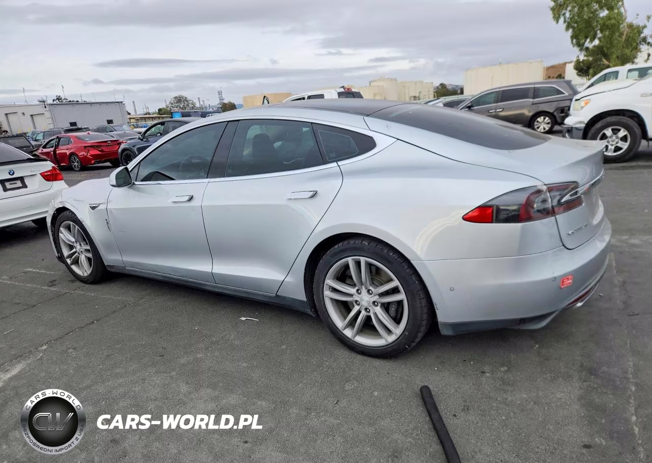 2014 Tesla Model S VIN:5YJSA1S11EFP49478 - 2