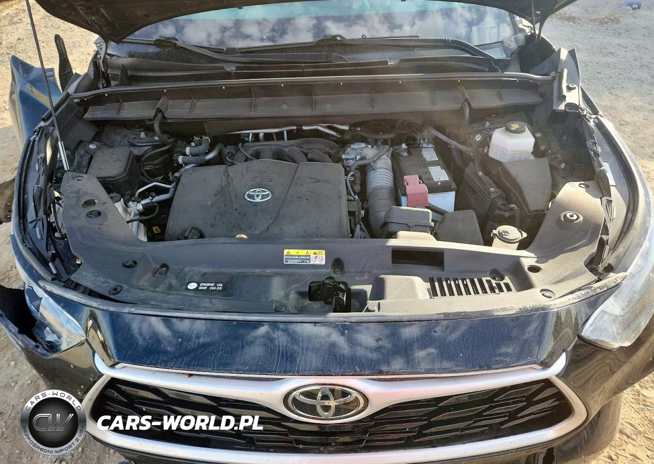 2022 Toyota Highlander Xle VIN:5TDHZRBH9NS593636 - 12