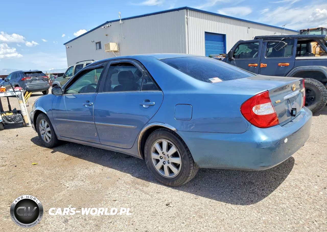 2004 Toyota Camry Xle VIN:4T1BE32KX4U889359 - 2
