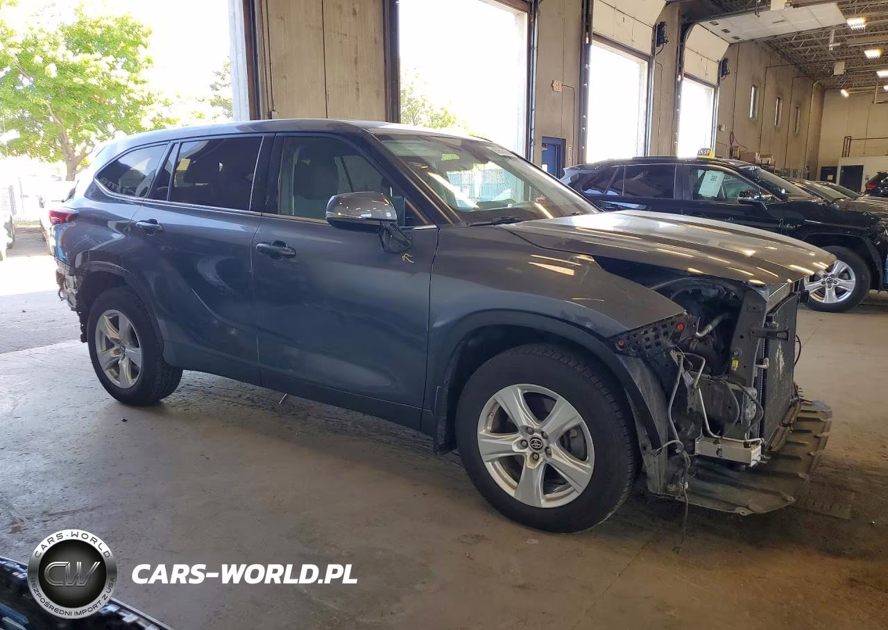 2020 Toyota Highlander Le VIN:5TDBZRBH7LS004358 - 4