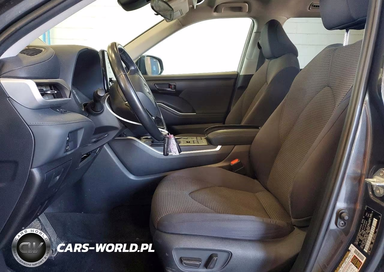 2020 Toyota Highlander Le VIN:5TDBZRBH7LS004358 - 7