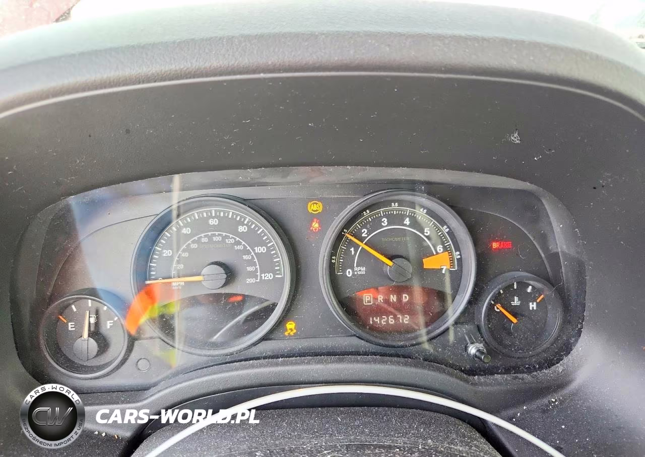 2015 Jeep Patriot Sport VIN:1C4NJRBB1FD249124 - 9
