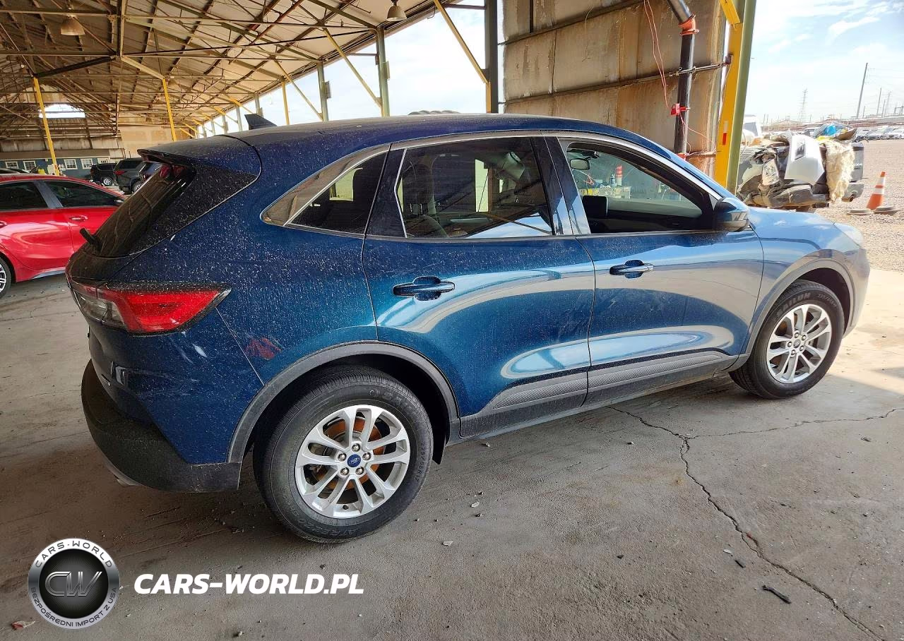 2020 Ford Escape Se VIN:1FMCU9G69LUB18895 - 3