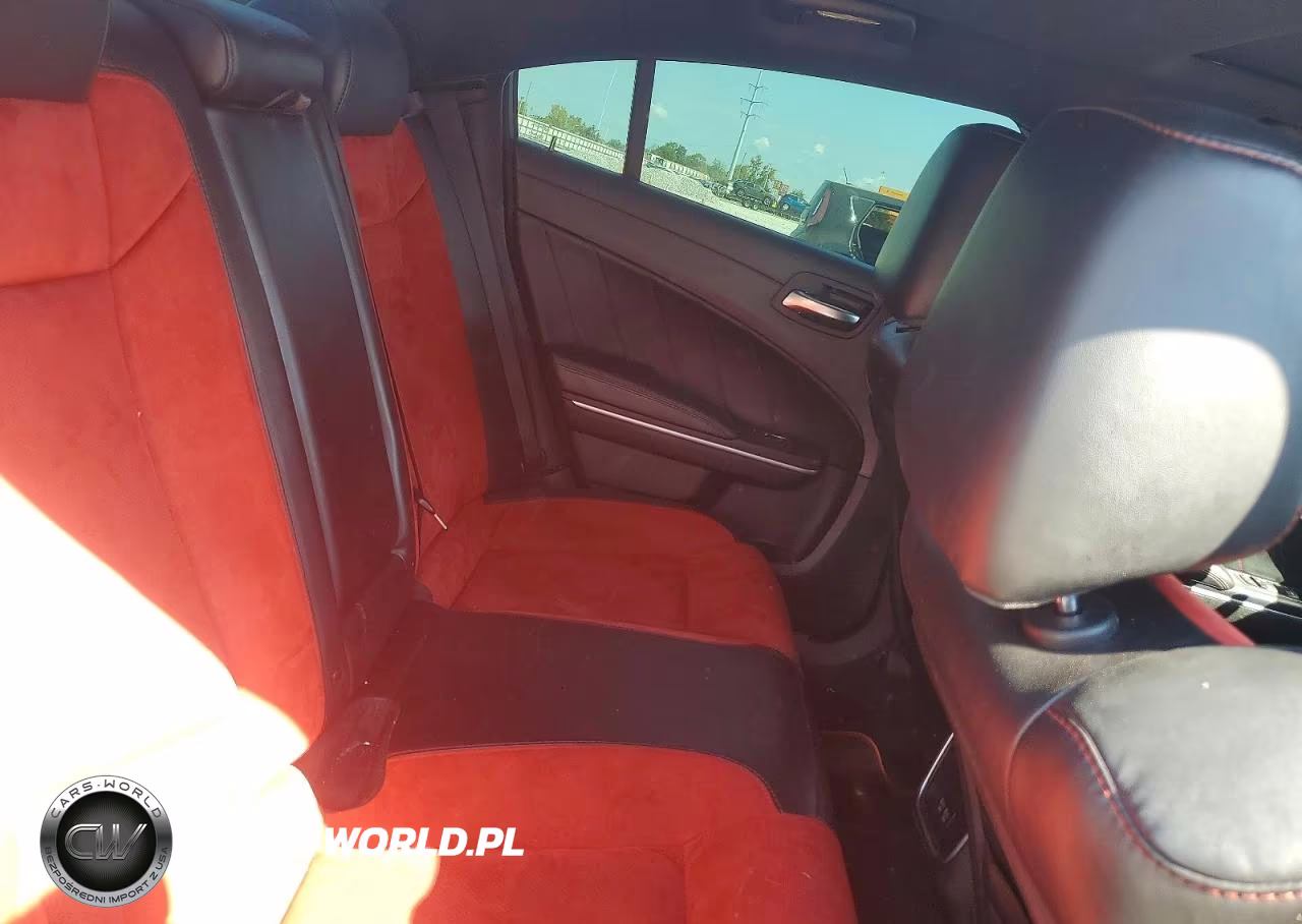 2023 Dodge Charger Scat Pack VIN:2C3CDXGJ7PH648454 - 10