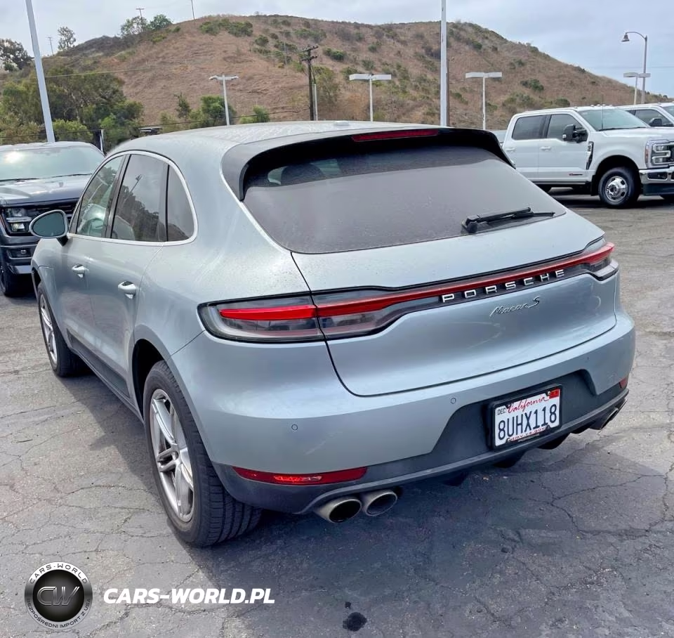 2020 Porsche Macan S VIN:WP1AB2A57LLB30671 - 3