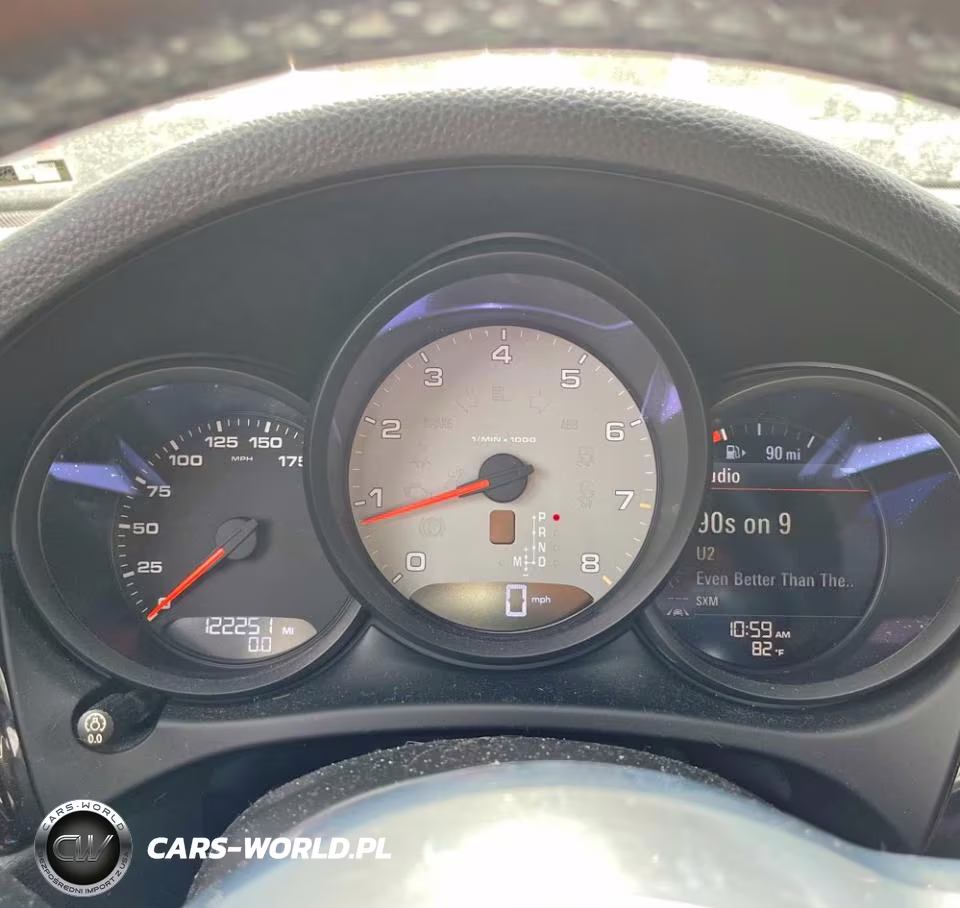 2020 Porsche Macan S VIN:WP1AB2A57LLB30671 - 8
