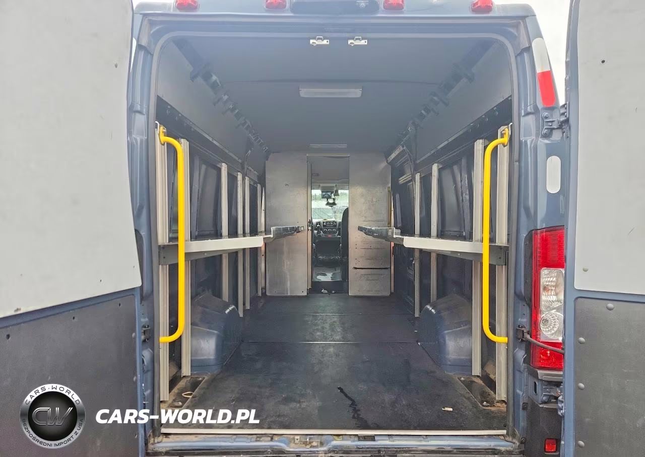 2020 Ram Promaster 3500 Delivery Van VIN:3C6URVJG5LE136790 - 10