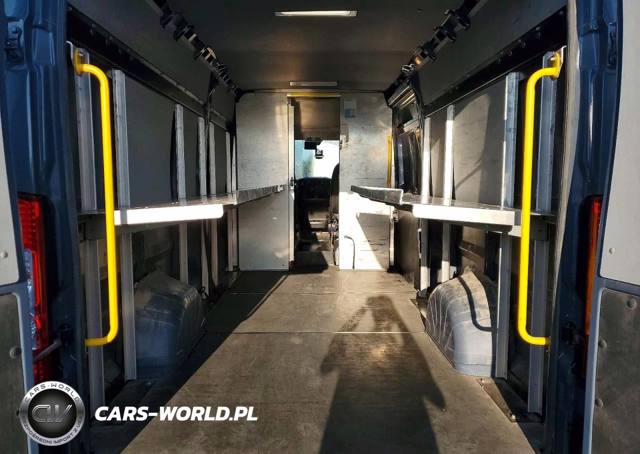 2020 Ram Promaster 3500 Delivery Van VIN:3C6URVJG6LE145076 - 10