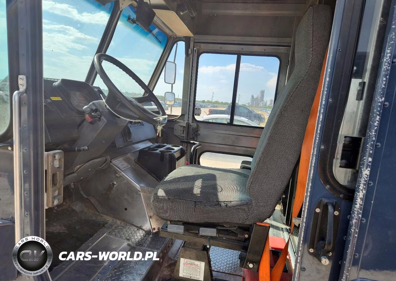 2020 Freightliner Mt45G Chassis Delivery Truck VIN:4UZAC2EA1LCMH7748 - 7