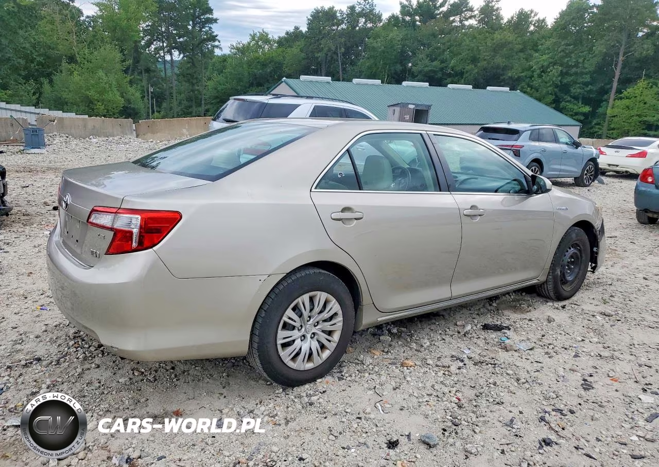 2014 Toyota Camry Hybrid Le VIN:4T1BD1FK9EU140457 - 3