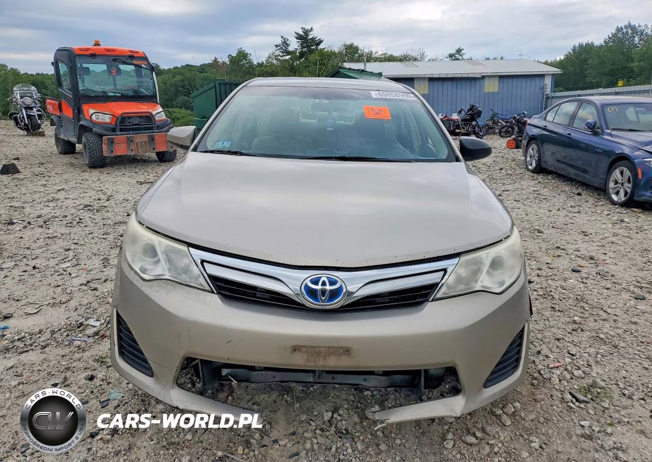 2014 Toyota Camry Hybrid Le VIN:4T1BD1FK9EU140457 - 5