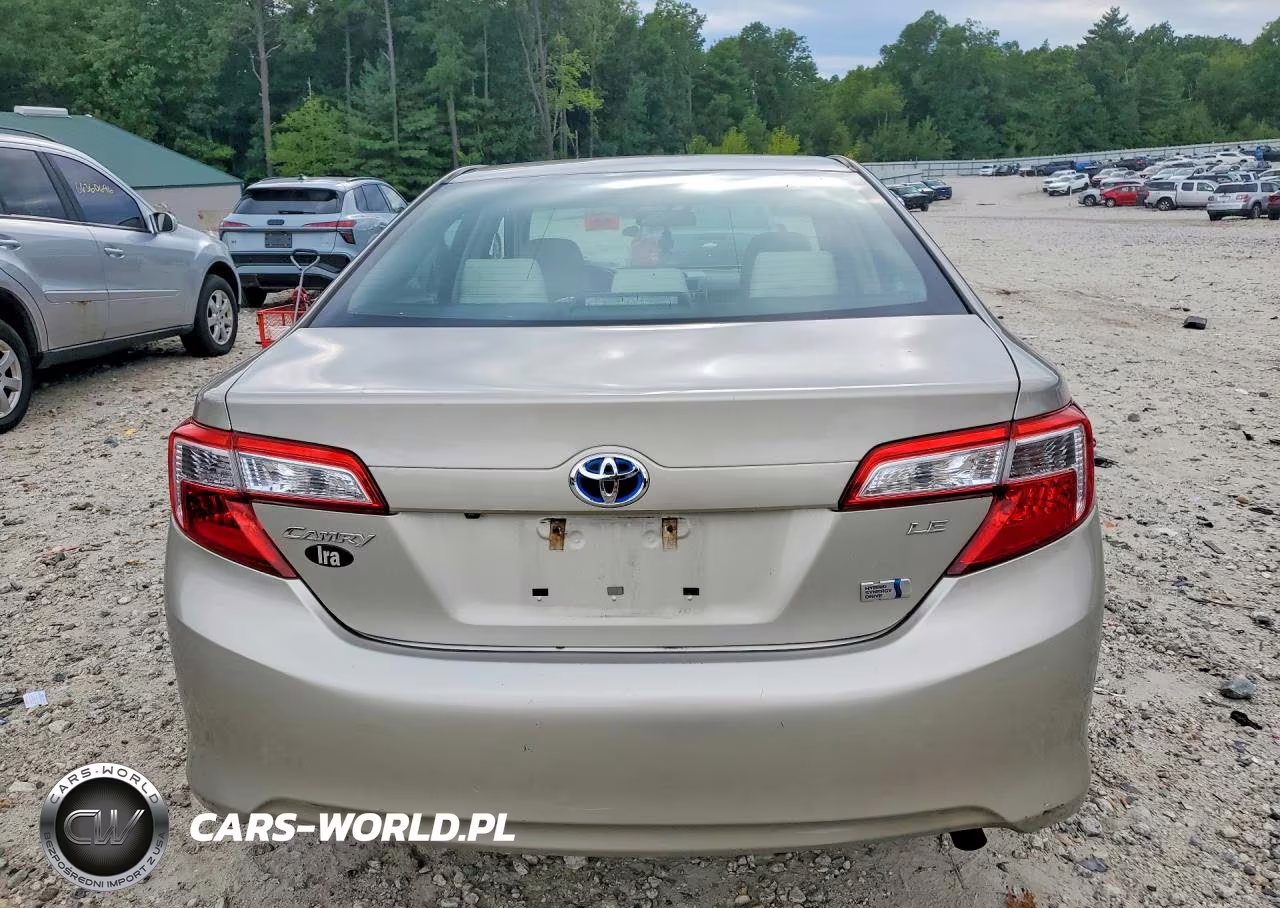 2014 Toyota Camry Hybrid Le VIN:4T1BD1FK9EU140457 - 6