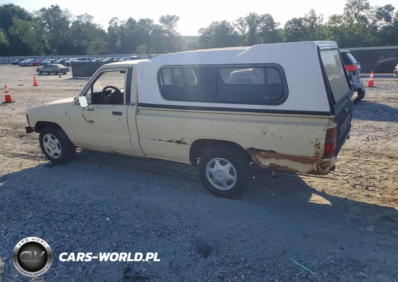 1985 Toyota 1 Ton Pick VIN:JT4RN55E6F0110862 - 2