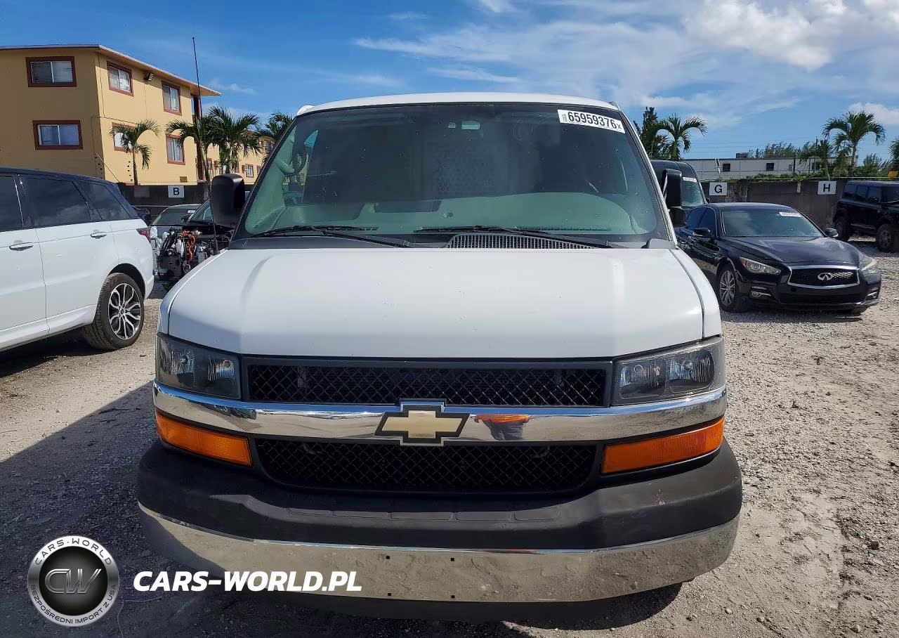 2014 Chevrolet Express G2500 VIN:1GCWGFCA9E1213916 - 5