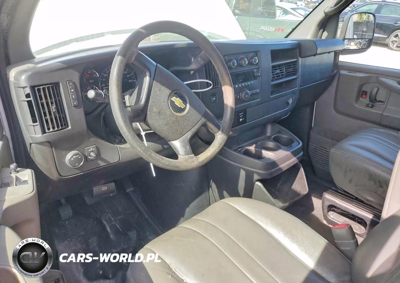2014 Chevrolet Express G2500 VIN:1GCWGFCA9E1213916 - 8
