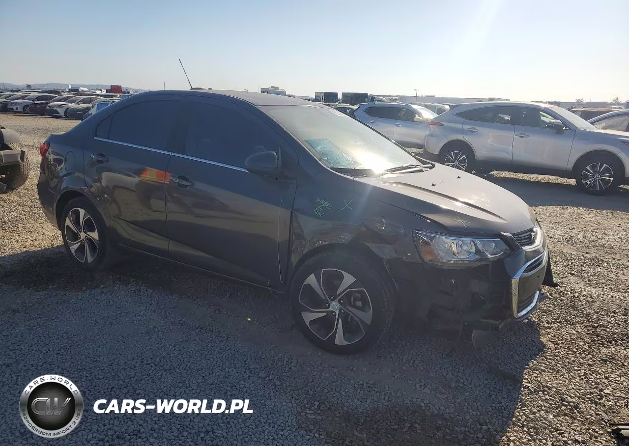 2017 Chevrolet Sonic Premier VIN:1G1JF5SB1H4140652 - 4