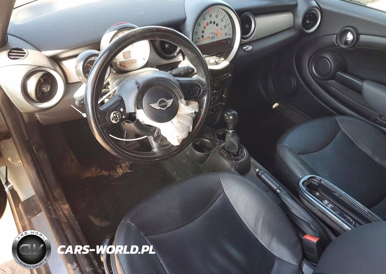 2011 Mini Cooper VIN:WMWZN3C56BT133734 - 8