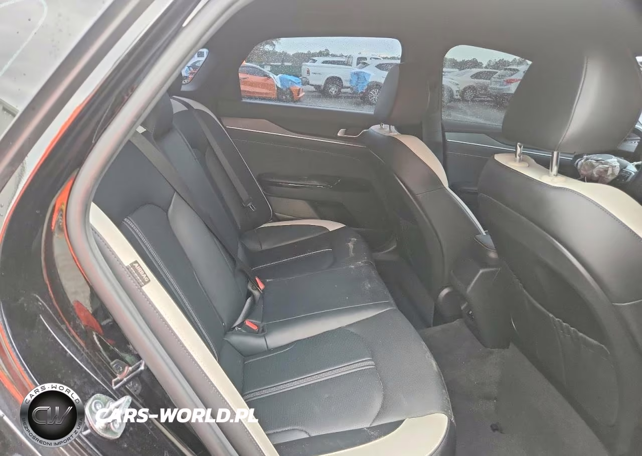2025 Kia K5 Gt Line VIN:KNAG64J77S5393322 - 10