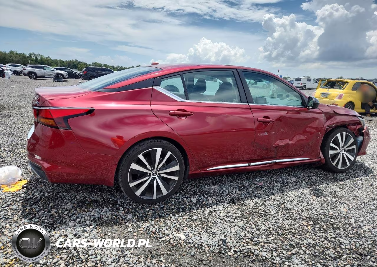 2020 Nissan Altima Sr VIN:1N4BL4CV3LC181313 - 3