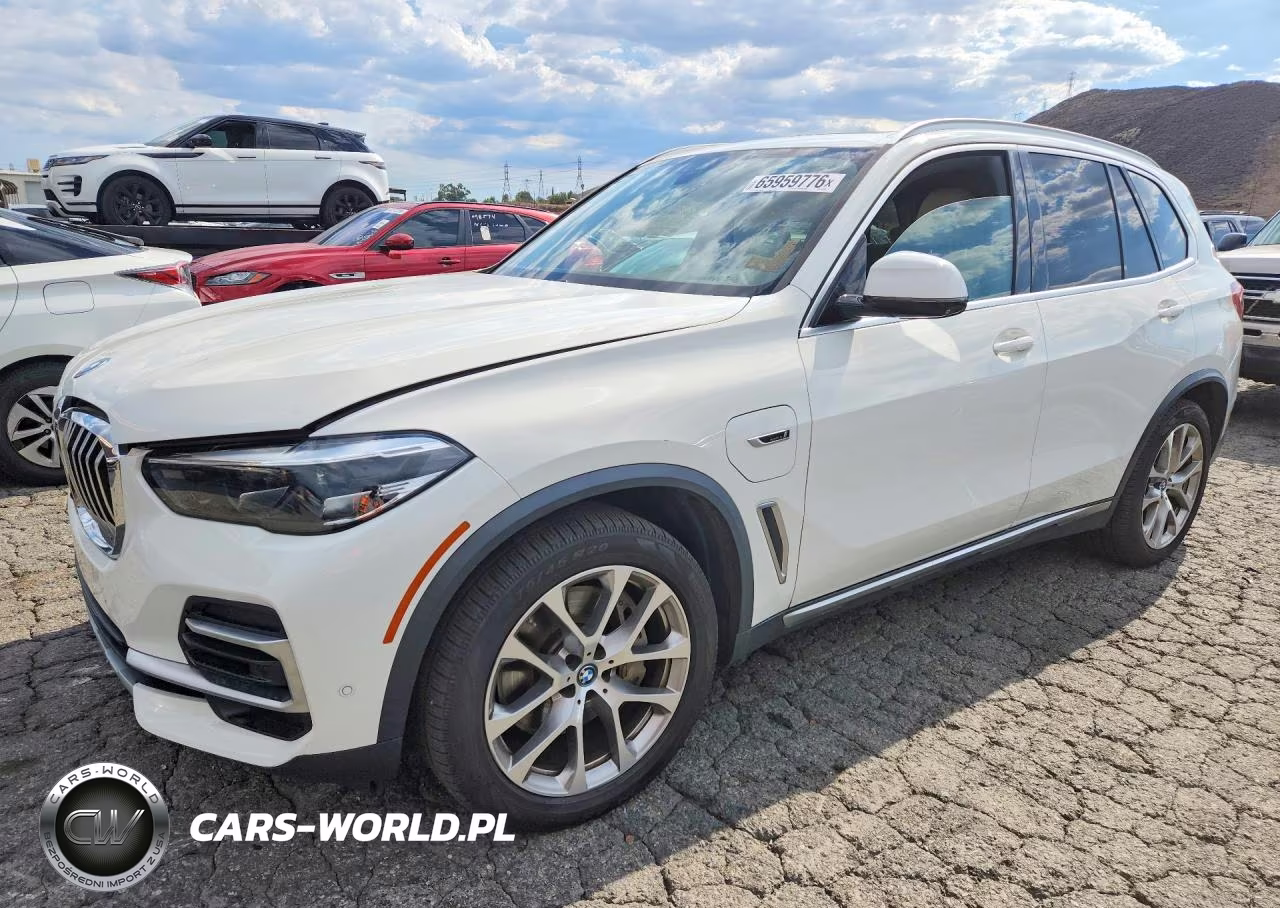 2022 BMW X5 xDrive45E – zdjęcie 1 z 13