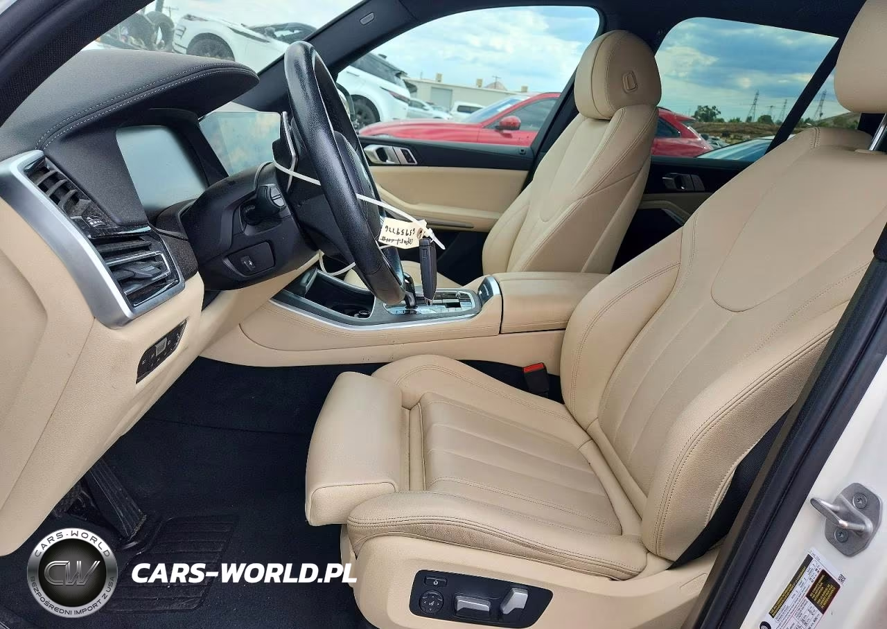 2022 BMW X5 xDrive45E VIN:5UXTA6C08N9K88182 - 7