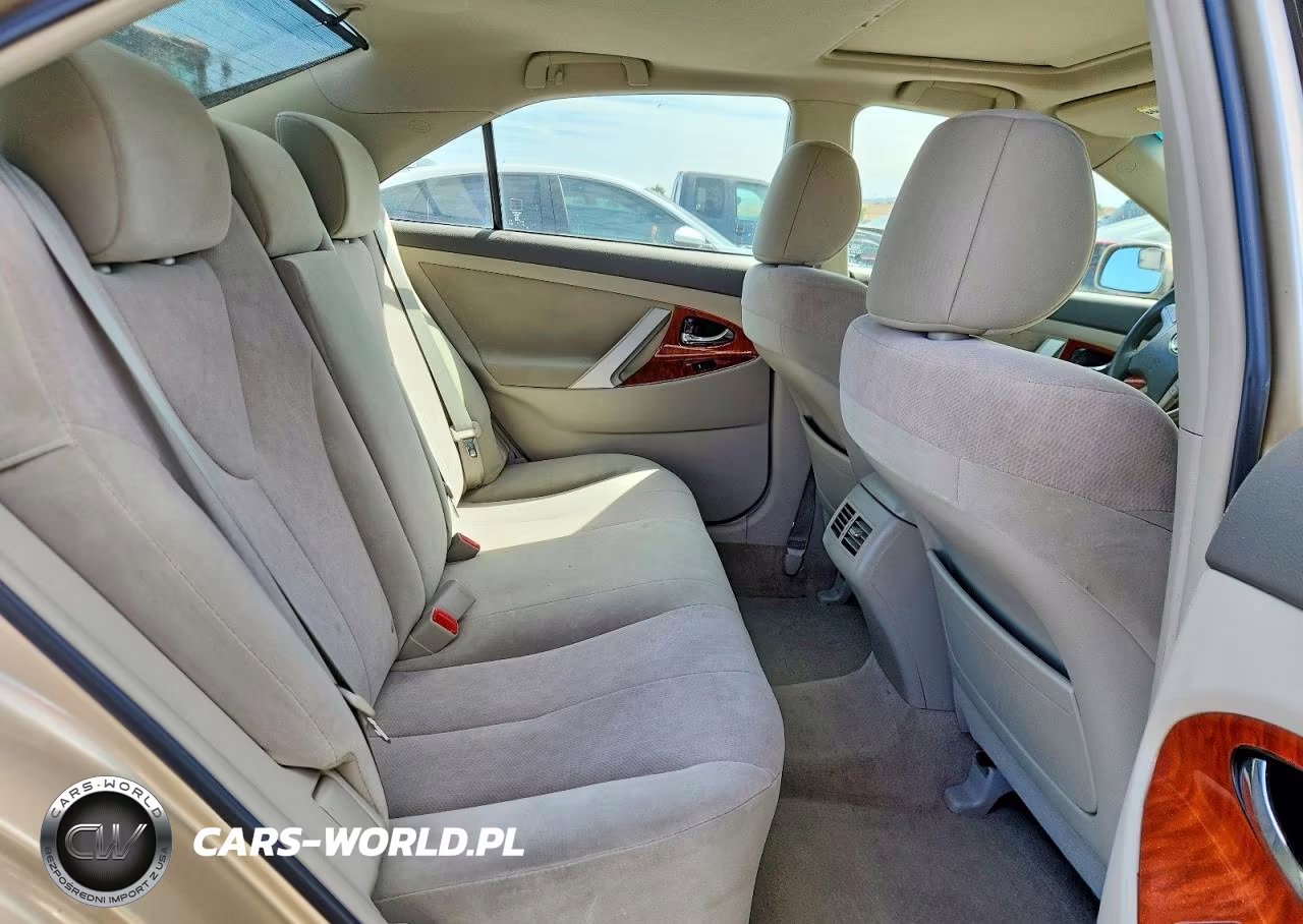 2011 Toyota Camry Xle VIN:4T1BF3EK3BU231694 - 10