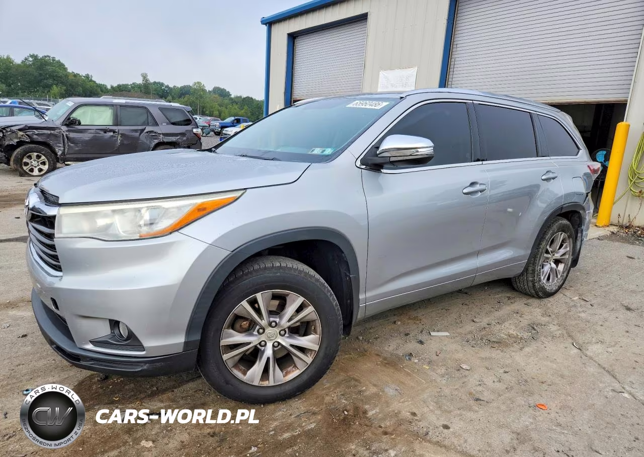 2015 Toyota Highlander Xle – zdjęcie 1 z 13