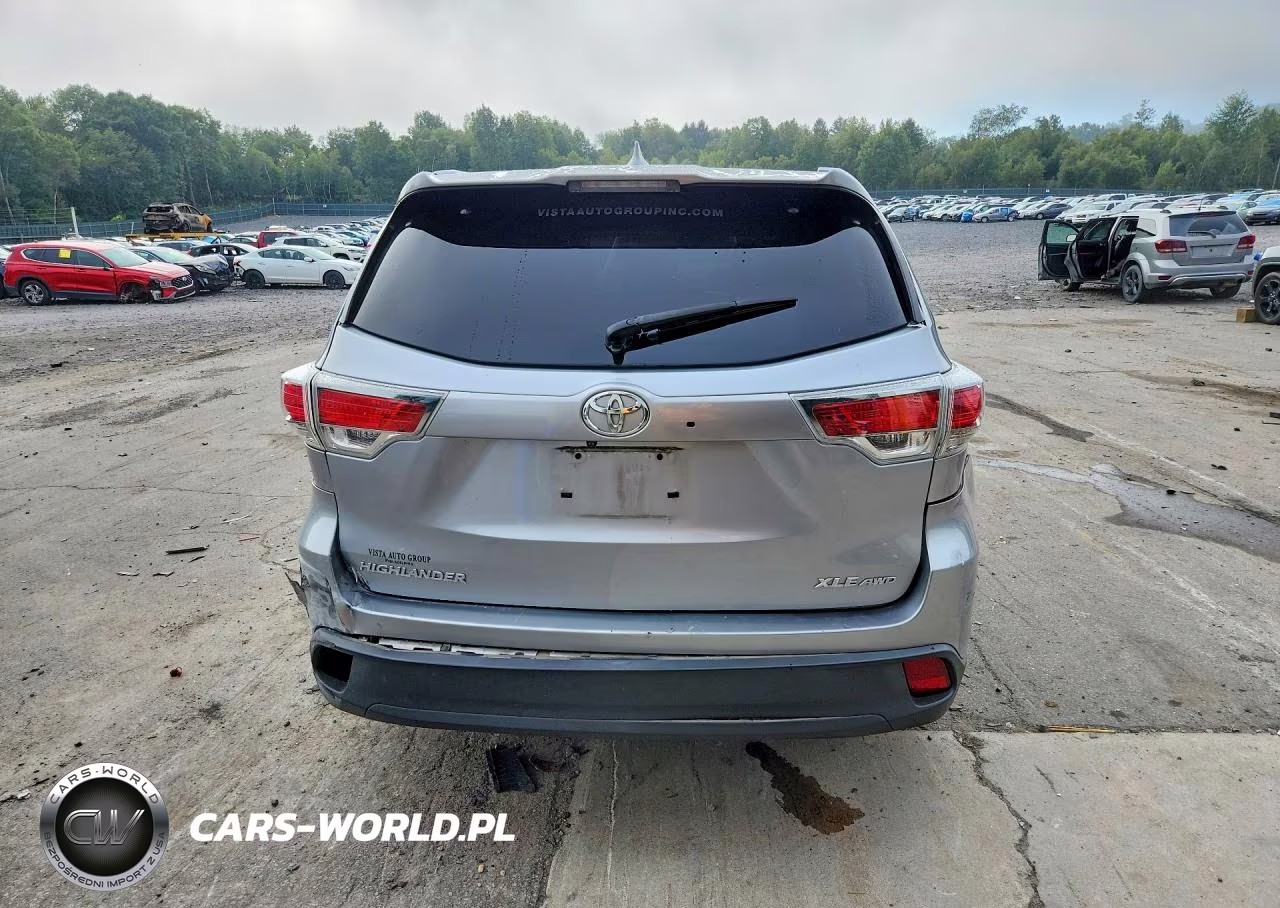 2015 Toyota Highlander Xle VIN:5TDJKRFH5FS095936 - 6