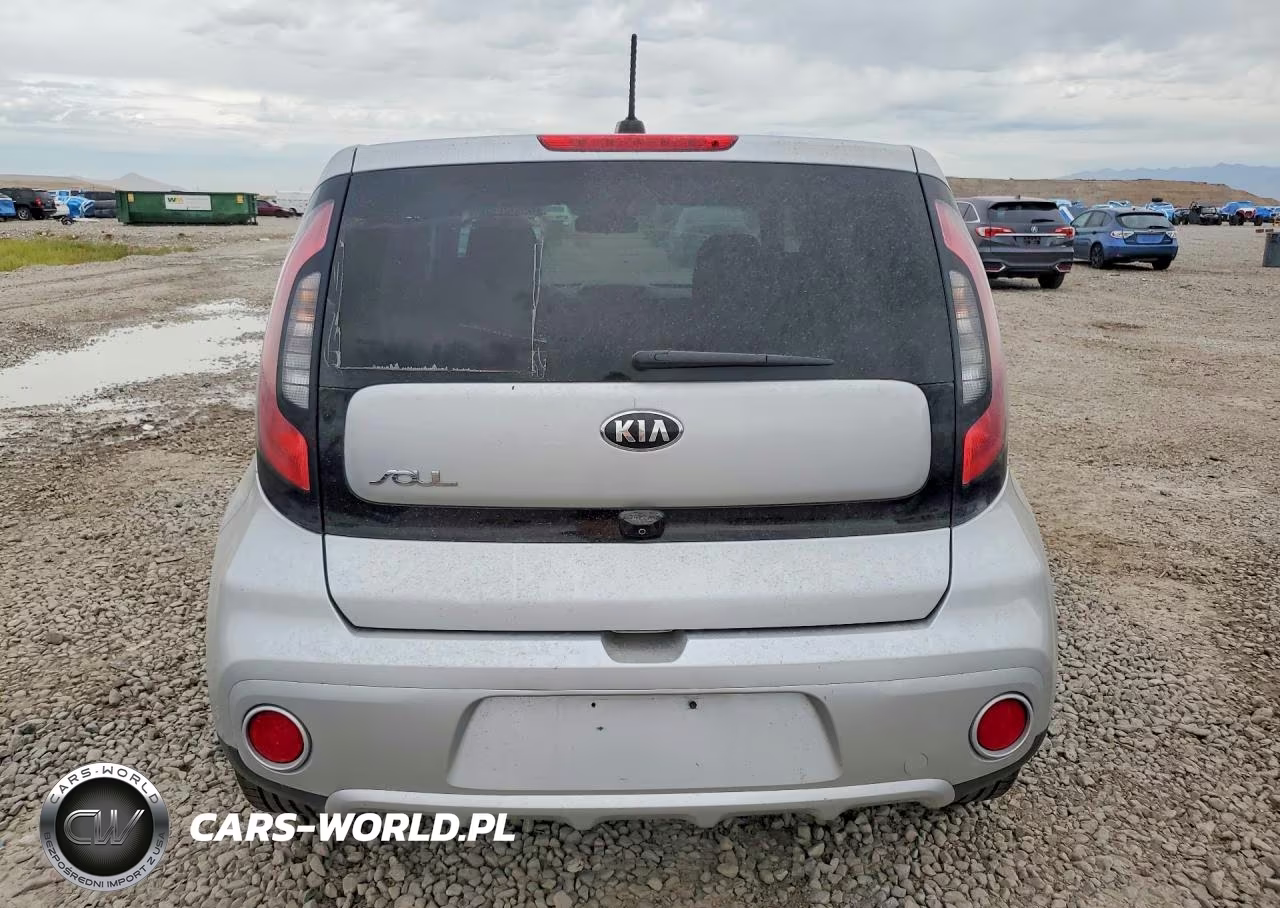 2018 Kia Soul + VIN:KNDJP3A54J7549673 - 6