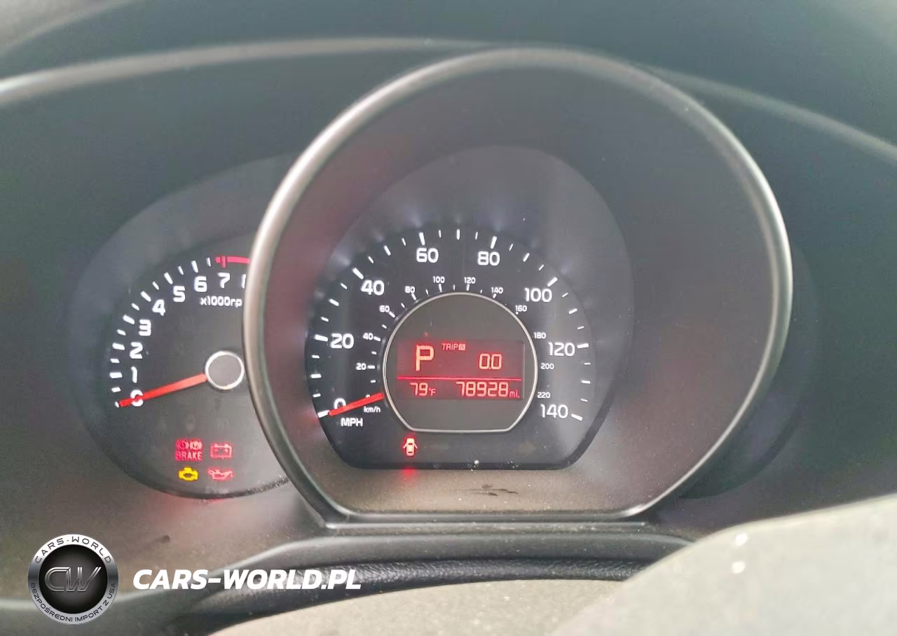 2018 Kia Soul + VIN:KNDJP3A54J7549673 - 9