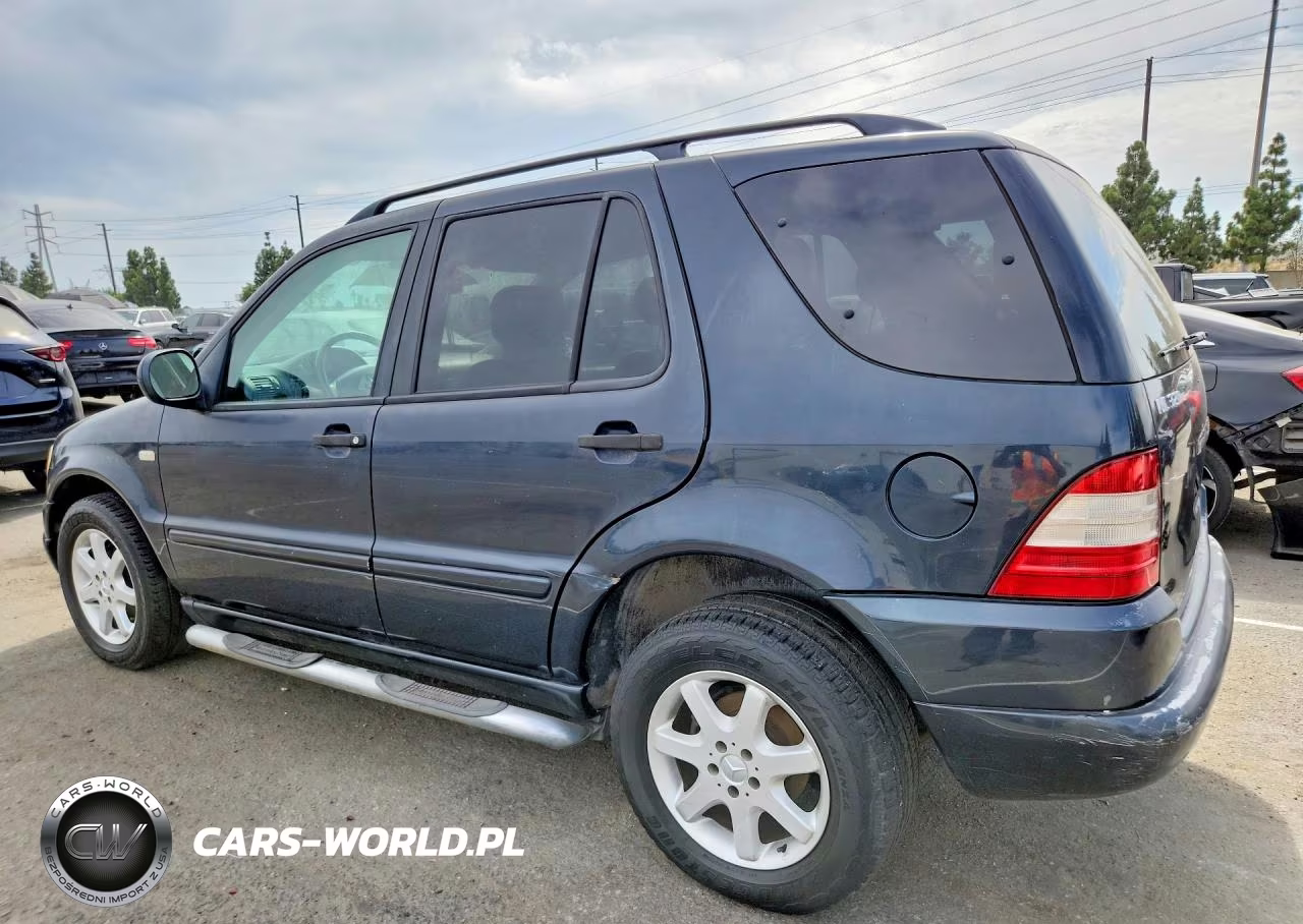 2000 Mercedes-Benz Ml 320 VIN:4JGAB54E5YA195953 - 2