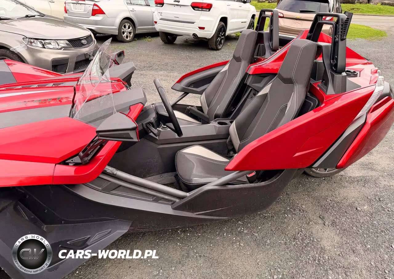 2018 Polaris Slingshot Sl VIN:57XAAPFA1J8128364 - 13