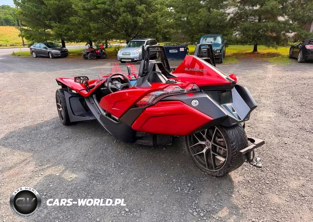 2018 Polaris Slingshot Sl VIN:57XAAPFA1J8128364 - 3