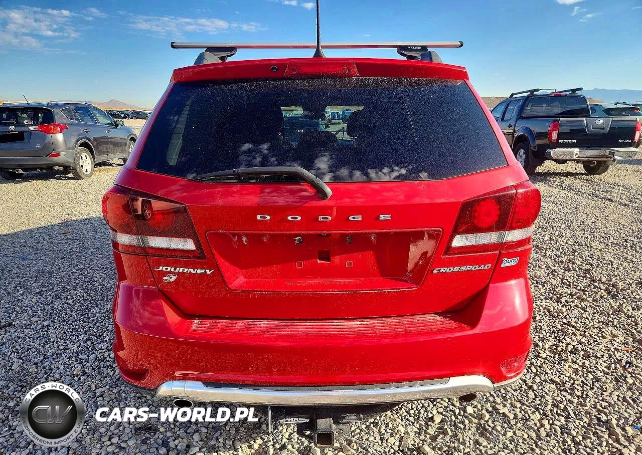 2018 Dodge Journey Crossroad VIN:3C4PDDGG8JT430702 - 6