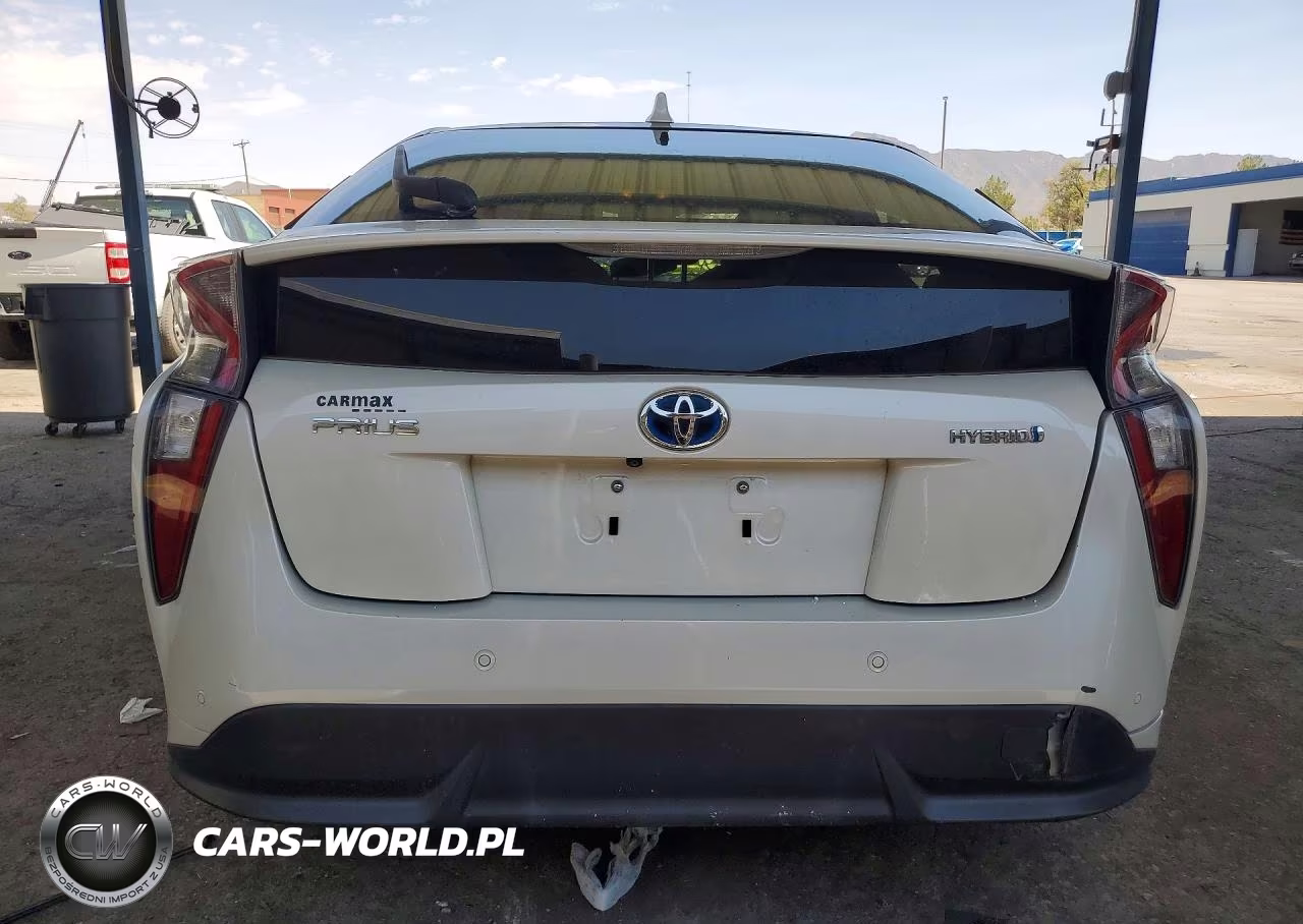 2017 Toyota Prius Four Touring VIN:JTDKARFU4H3541454 - 6